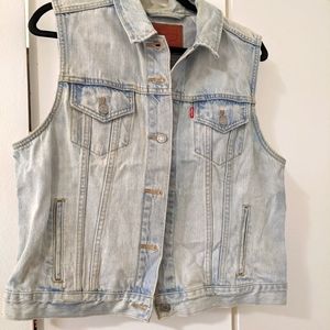 XL Levi's Denim Vest